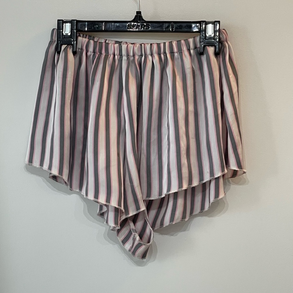 Missguided Pink Candystripe PJ Shorts - size 6